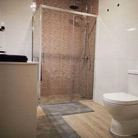 Luxury For 6 - Guest house *
